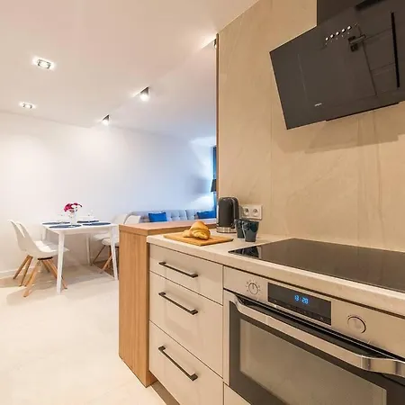 Apartment Rondo Onz P&o Serviced