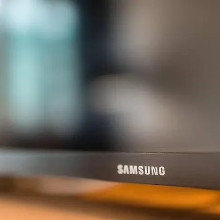 Rondo Onz P&o Serviced