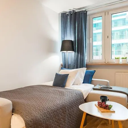 Rondo Onz P&o Serviced * Varsavia